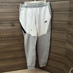 Nike Joggers size large